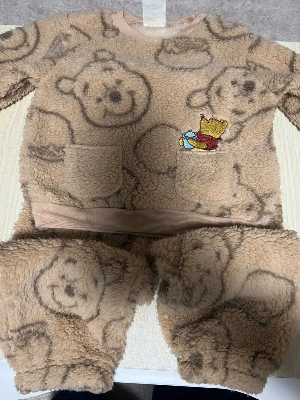NWT Disney Winnie the Pooh Sherpa Fleece 2PC Jogger Set 18M